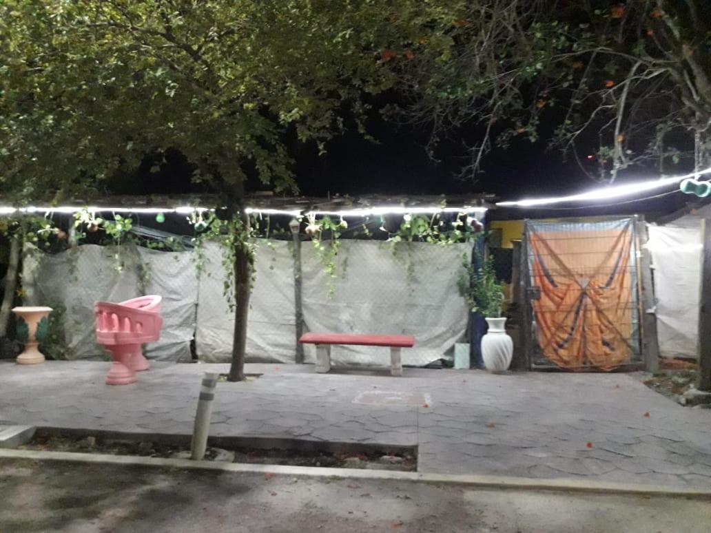 Hostal Y Camping Las G Bacalar Esterno foto